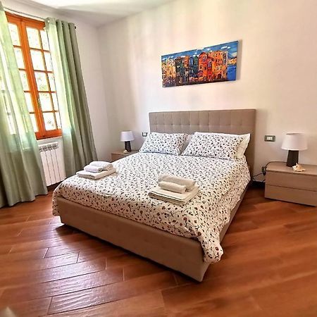 Appartamento Linda A Pochi Passi Dal Mare - 011030-Lt-0357 فيرناتْسا المظهر الخارجي الصورة