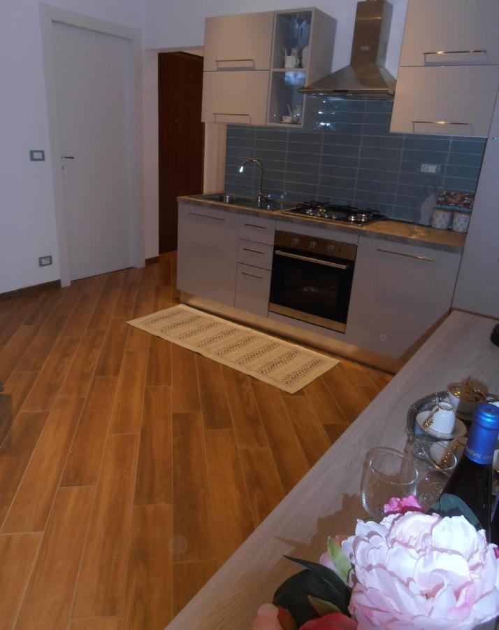 Appartamento Linda A Pochi Passi Dal Mare - 011030-Lt-0357 فيرناتْسا المظهر الخارجي الصورة